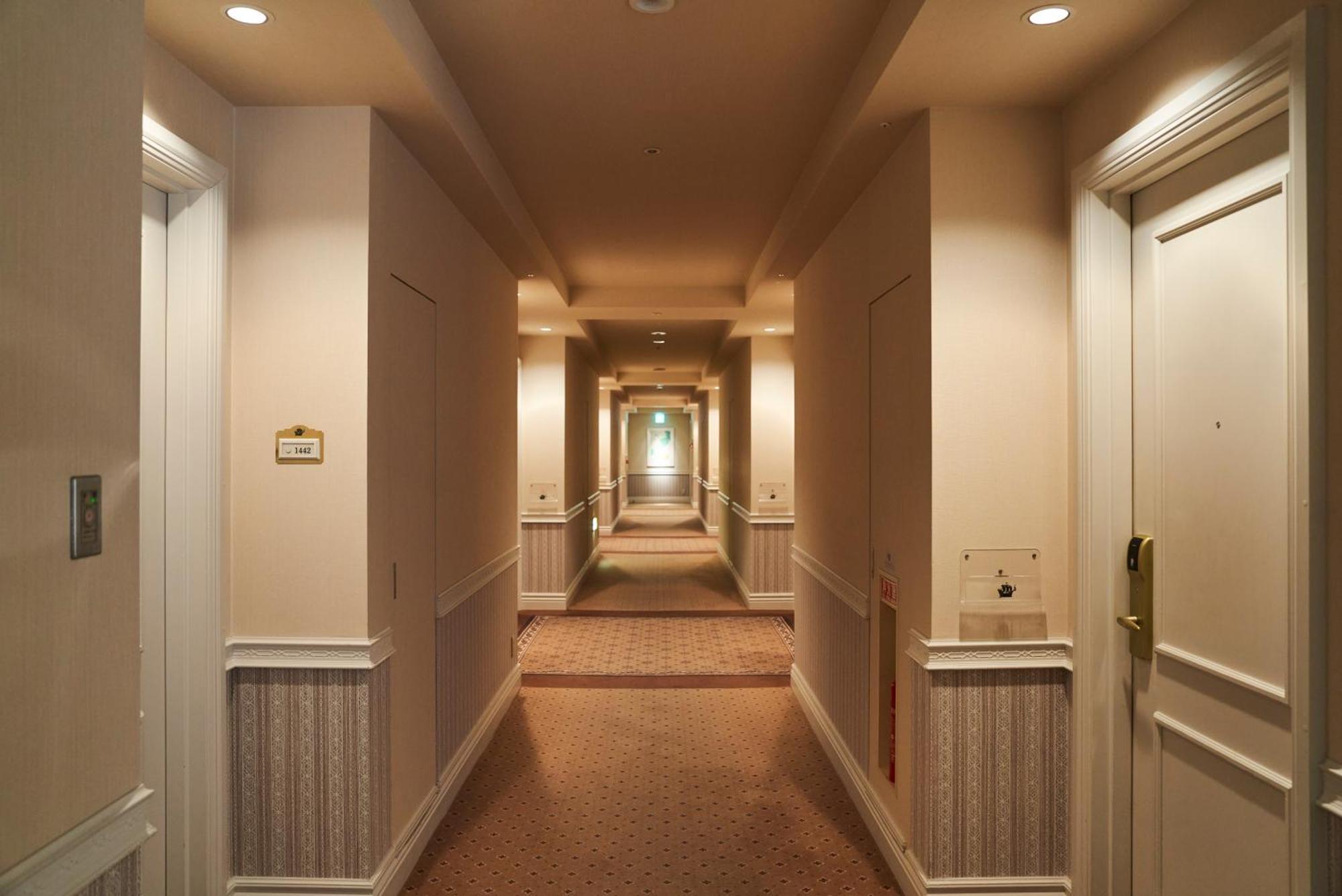 The Global View Nagasaki Exterior foto A typical corridor